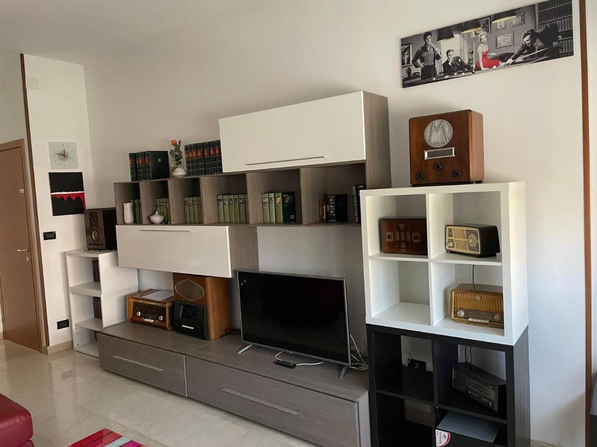 Splendido Appartamento In Zona Fiera A Bologna Eksteriør bilde